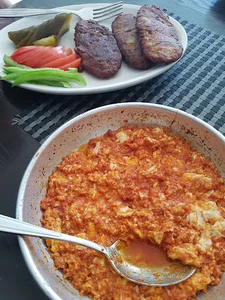 کبابی عمارت