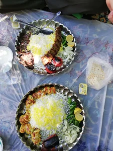 رستوران عمارت زعفرانیه