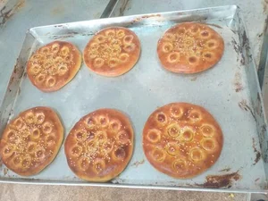 نان سنتی وفطیر محلی عطا 5