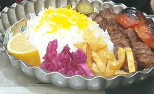 رستوران گلها