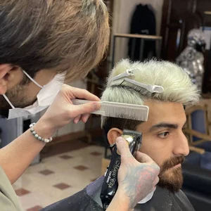 آرایشگاه مردانه (ali qoorban)