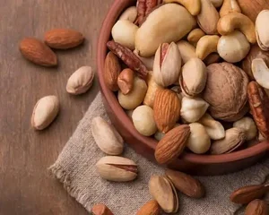تخمە داغ و آجیل دستچین 2