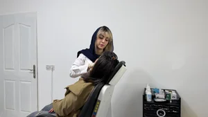 کلینیک زیبایی دکتر ساره ابراهیمی زاده 2