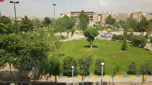 پارک شهرداری(زن زندگی ازادی)