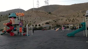 زمین بازی کودکان