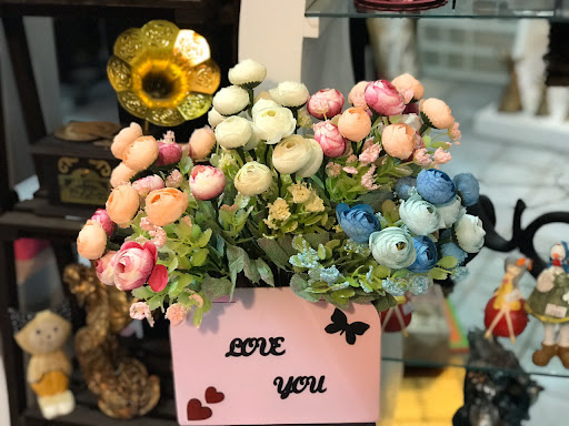 کادویی دیپلمات