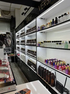 اندیشه فاز یک بلوار دنیایی مالی بین شقایق چهار و پنج عطر جاویدان