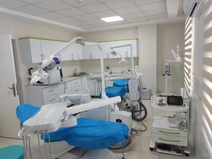 مطب دندانپزشکی دکتر مهدی معظمی