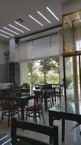 کافه رستوران ماهی بازان