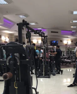 باشگاه بدنسازی آراسته