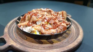 پیتزا و ماهی سوخاری fish club