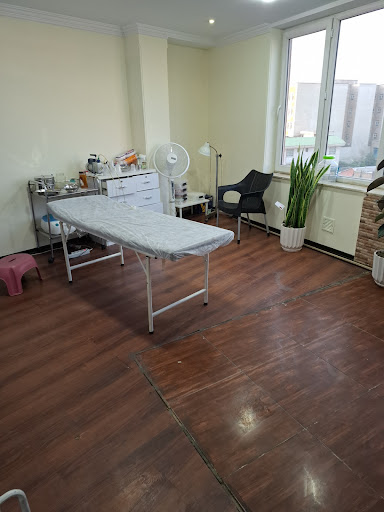 مرکز حجامت و زالو درمانی حکیم