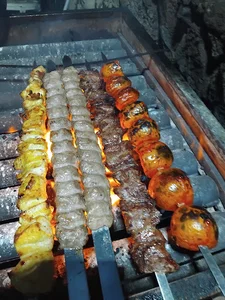 کافه رستوران سدروس