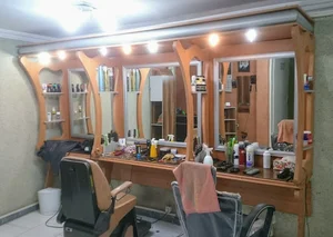 آرایشگاه مردانه چهره آریایی