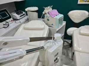 آرایشگاه آموزشگاه ومرکززیبایی سلامت 5