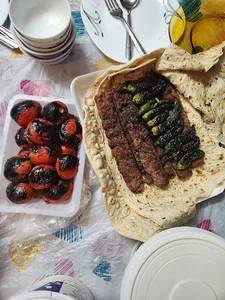 کبابی میثم