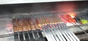 کبابی سنتی بروجردی 3