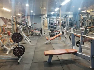 باشگاه ورزشی 20