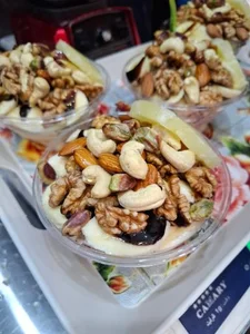 کافه آبمیوه بستنی فرنام 5