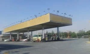 پمپ بنزین