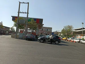 جایگاه بنزین و CNG بخشنده