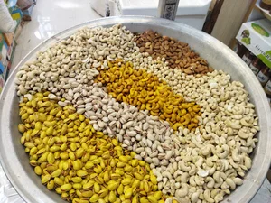 خشکبار و عطاری انوری