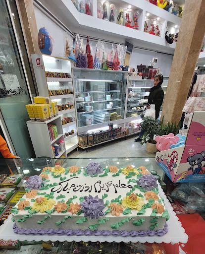 کیک و شیرینی آناآتا