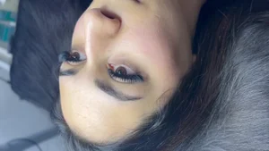 خدمات مژه و اکستنشن مژه آزاده خانزاده 3