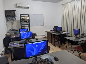 شرکت مهندسی جوان
