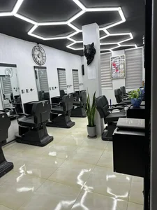 آموزشگاه آرایشگری مردانه هفت حوض 4