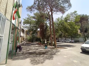 هنرستان دخترانه ایران