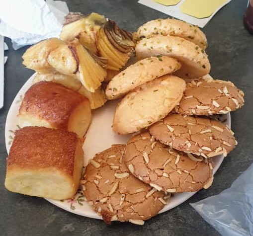 شیرینی سرای لبخند