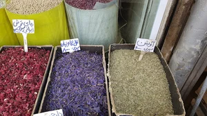 فروشگاه حبوبات و غلات و خشکبار آقای جعفری