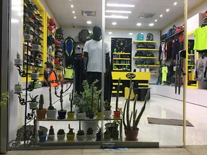 باشگاه و فروشگاه ورزشی