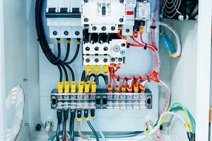 برقکار در نارمک جنوبی 2