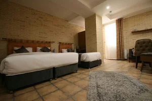 عمارت هفت‌دری