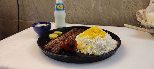 تهیه غذا نیلوفرآبی
