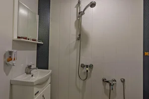 هتل زنده رود 2