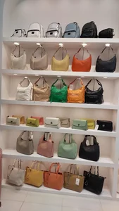 دیوید جونز خرم آباد 5