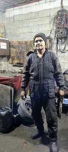 تعمیرگاه خودروهای سنگین و نیمه سنگین حاج جواد سرپرست /Ağır vasıta tamir atölyesi, dizel, Benz, Volvo, Scania... Ustad Javad