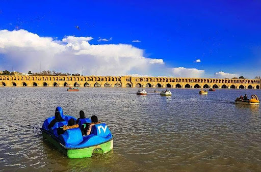 سی‌و‌سه پُل