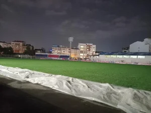 استادیوم شهید دکتر عضدی 4