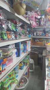 اسباب بازی فروشی بچه رئیس