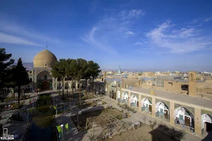 مسجد و مدرسه امام (ره)