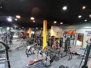 باشگاه بدنسازی 7