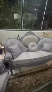 تعمیرات مبلمان و رنگ‌کاری چوب 2