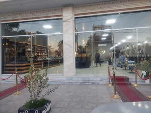 بزرگترین سالن پیرایش مردانه (اشکان)