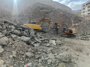 خاکبرداری و گودبرداری در قنات‌کوثر 2