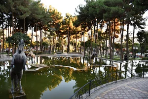 میدان اسبی