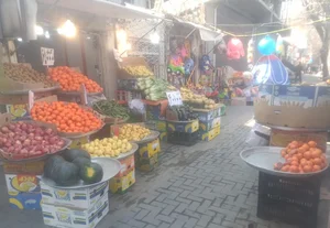 میوه فروشی حاج احمد فرج پور